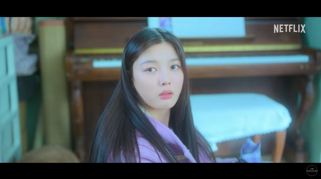 Kim Yoo Jung Is A 20th Century Girl In Netflixs Upcoming Romance Movie